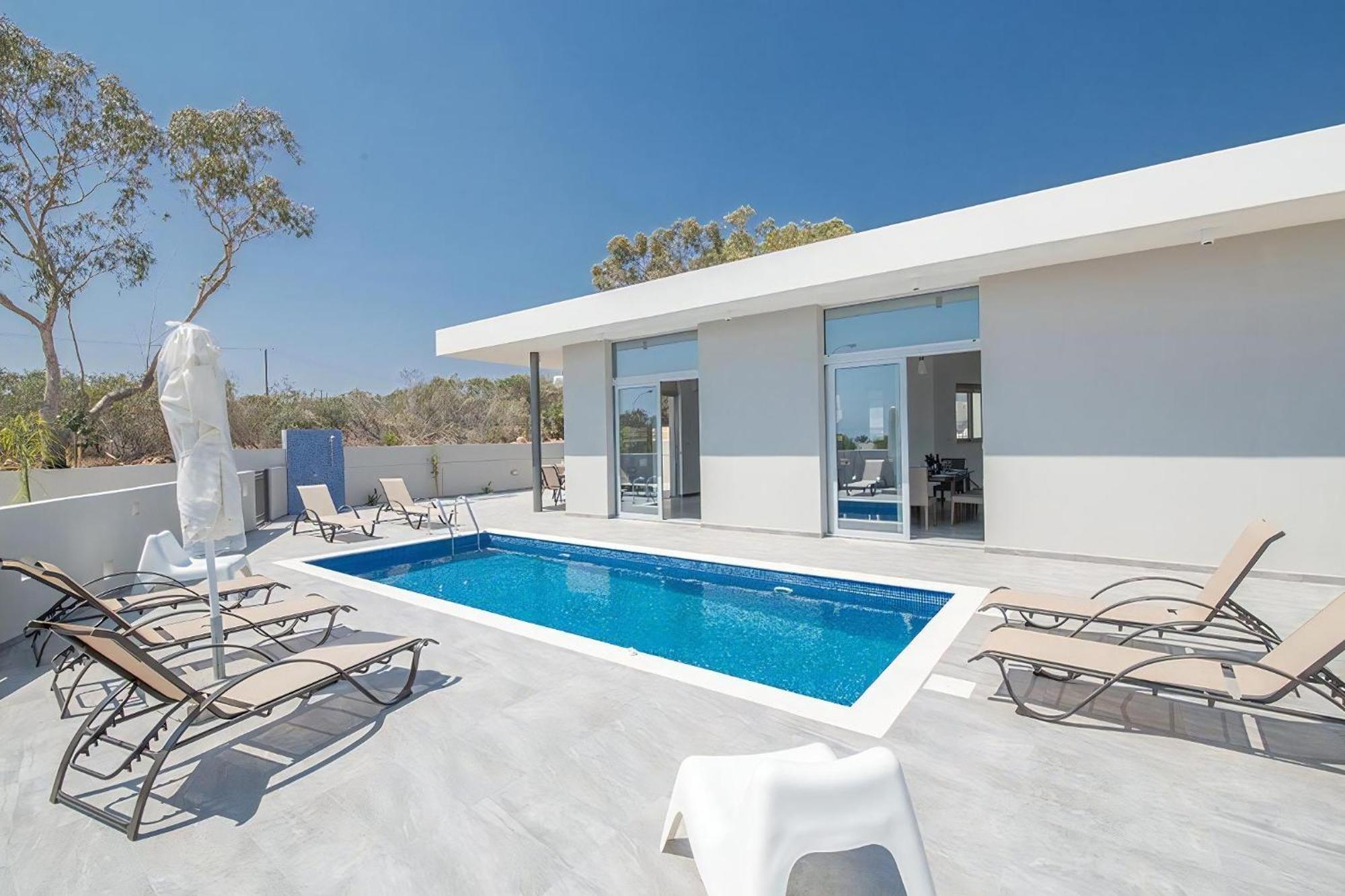 Villa Desi Aq Prpo490A Villa