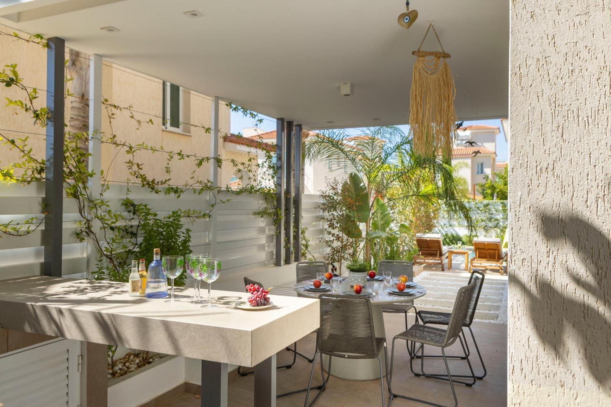 El Sol Villa *