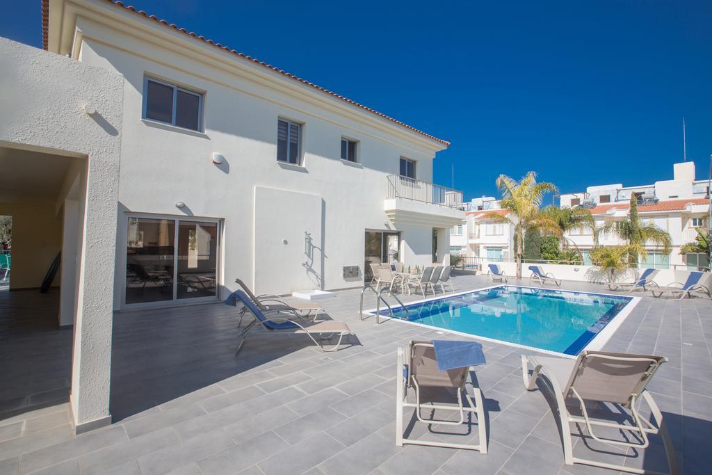 Delfini Villa Protaras