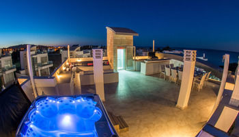 Lombardi Villa Villa