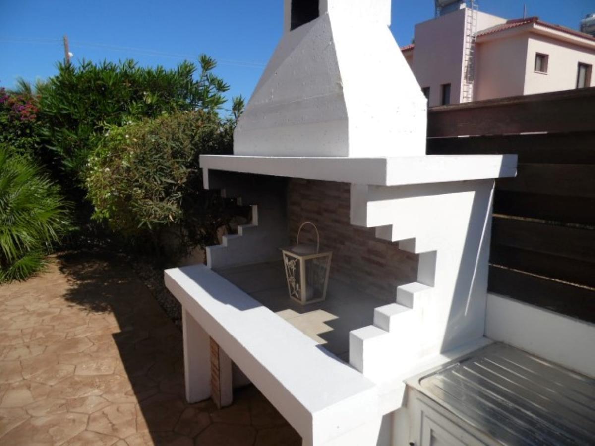 Knossos Villa