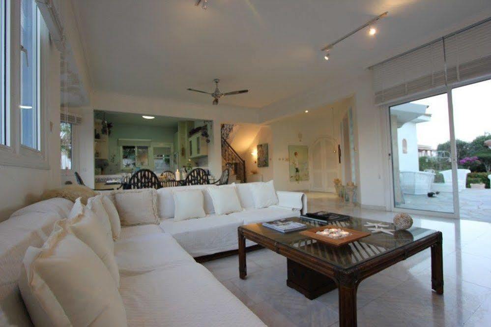 Paradiso Villa *