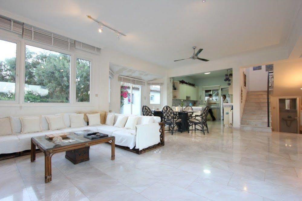 Paradiso Villa