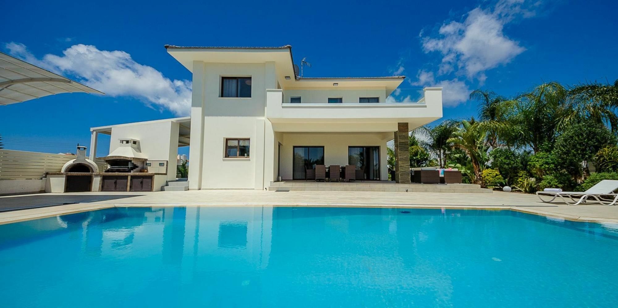 Oceanview Luxury 109 Apartment