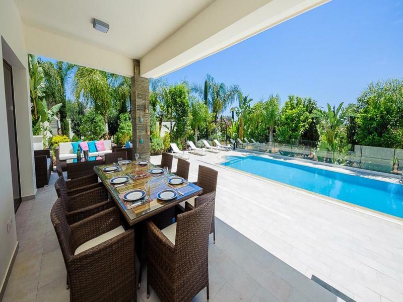 Oceanview Luxury 109