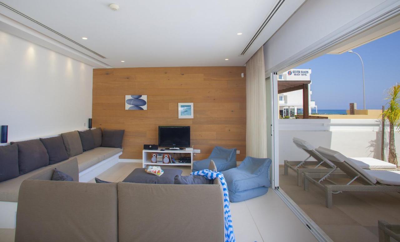 Seaview Zinnia Villa