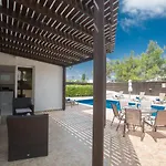 Mandali Villa