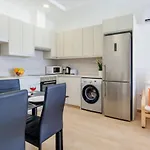 Green Bay Apartments