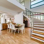 Villa Maria