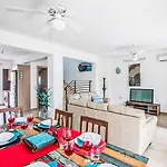 Villa Pepper