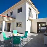 Protaras Holiday Villa Dv1