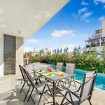 Azure Seaview - Garnet Villa