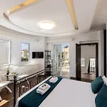 Accomoteleia Crystal Lagoon Villa