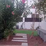 The T Villa