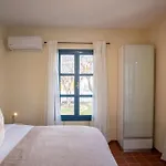 Phaedrus Living: Sky Blue Residence