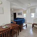 Stay Blue Bay Villa