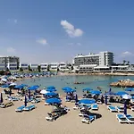 Beach Bliss Apartment