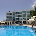 Seafront Stylish Apt, Protaras