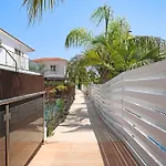 Villa Anemona - 100M From Pernera Beach