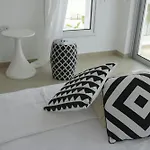 Too Coool Villa Milos Lifestyle