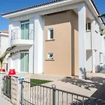 Villa Shaye Aq Me16