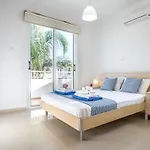 Villa Costas