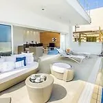 Oceanview Luxury Villa 100