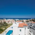 Villa Margarita Bay