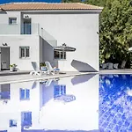 Villa Hibiscus