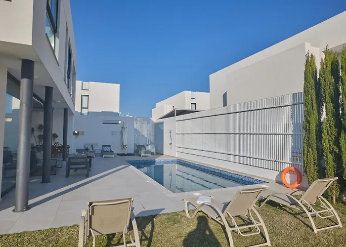 Almaria Villas