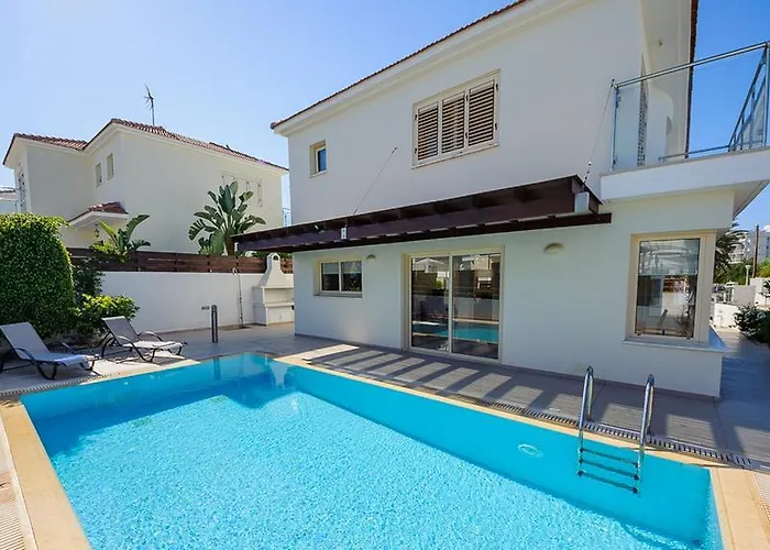 Pernera Holiday Villa 015
