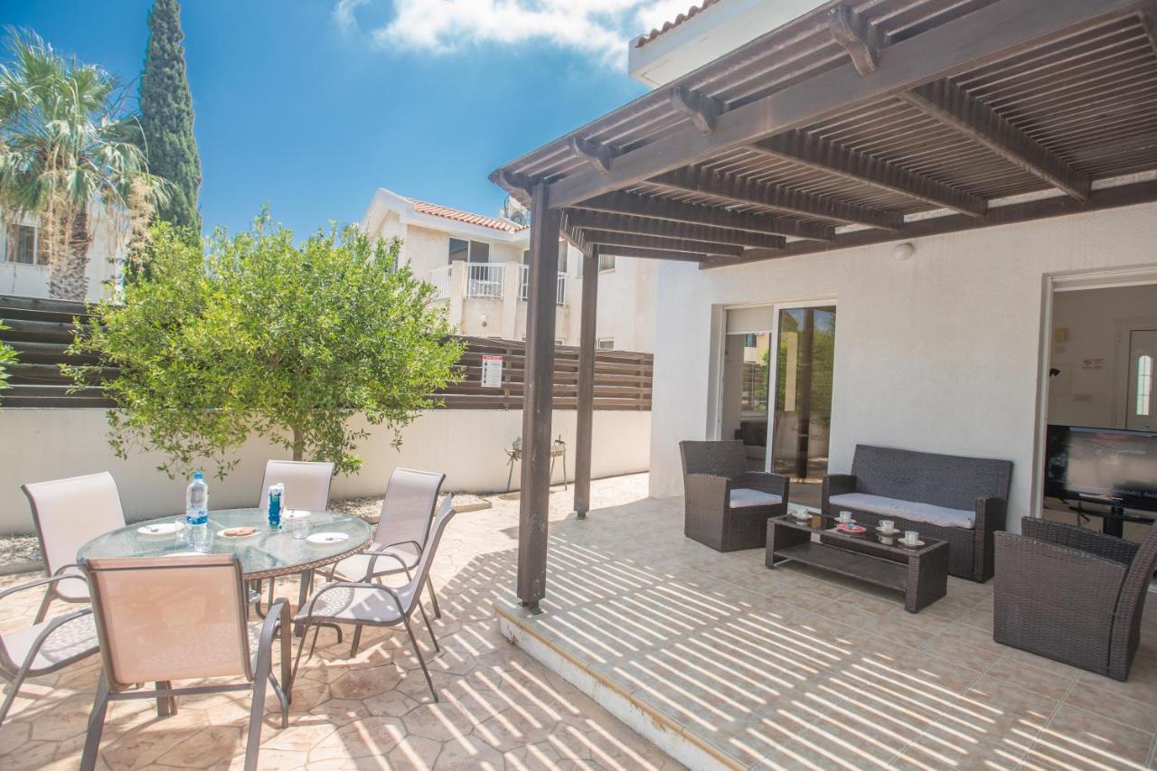 Mandali * Protaras