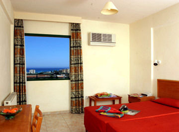 Aparthotel Maris Grand