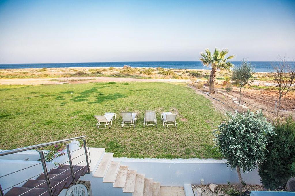 Fig Tree Bay Seafront Luxury 5bdr Seafront With Panoramic Sea Views Villa *