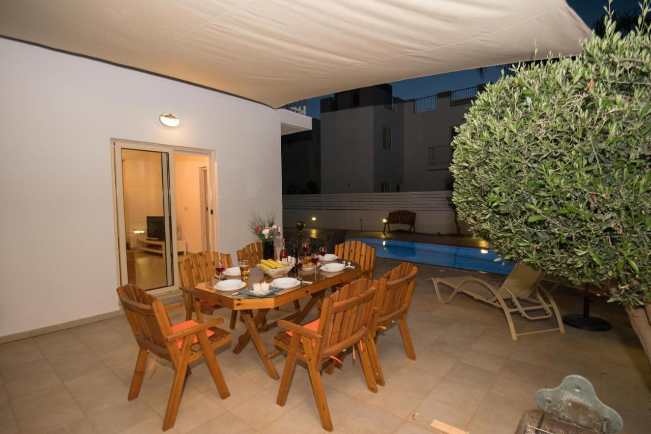 Villa Pomelo Protaras