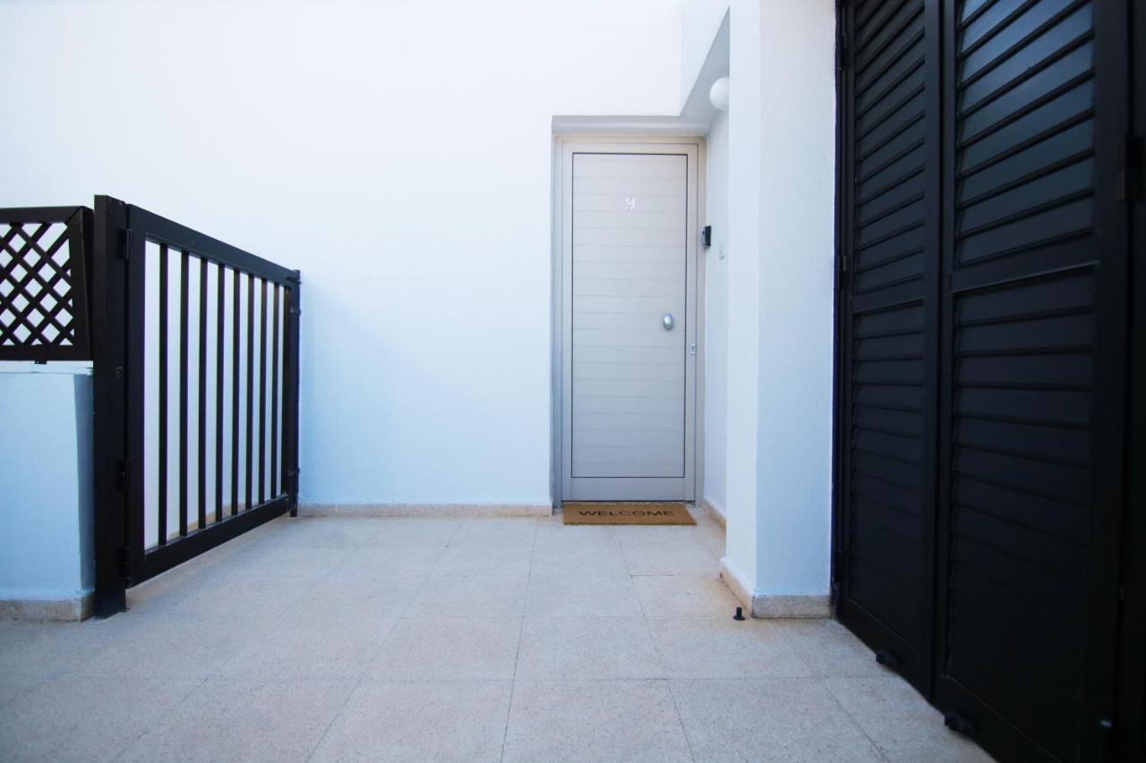 Phaedrus Living Luxury Flat Sea View 9 Apartment *