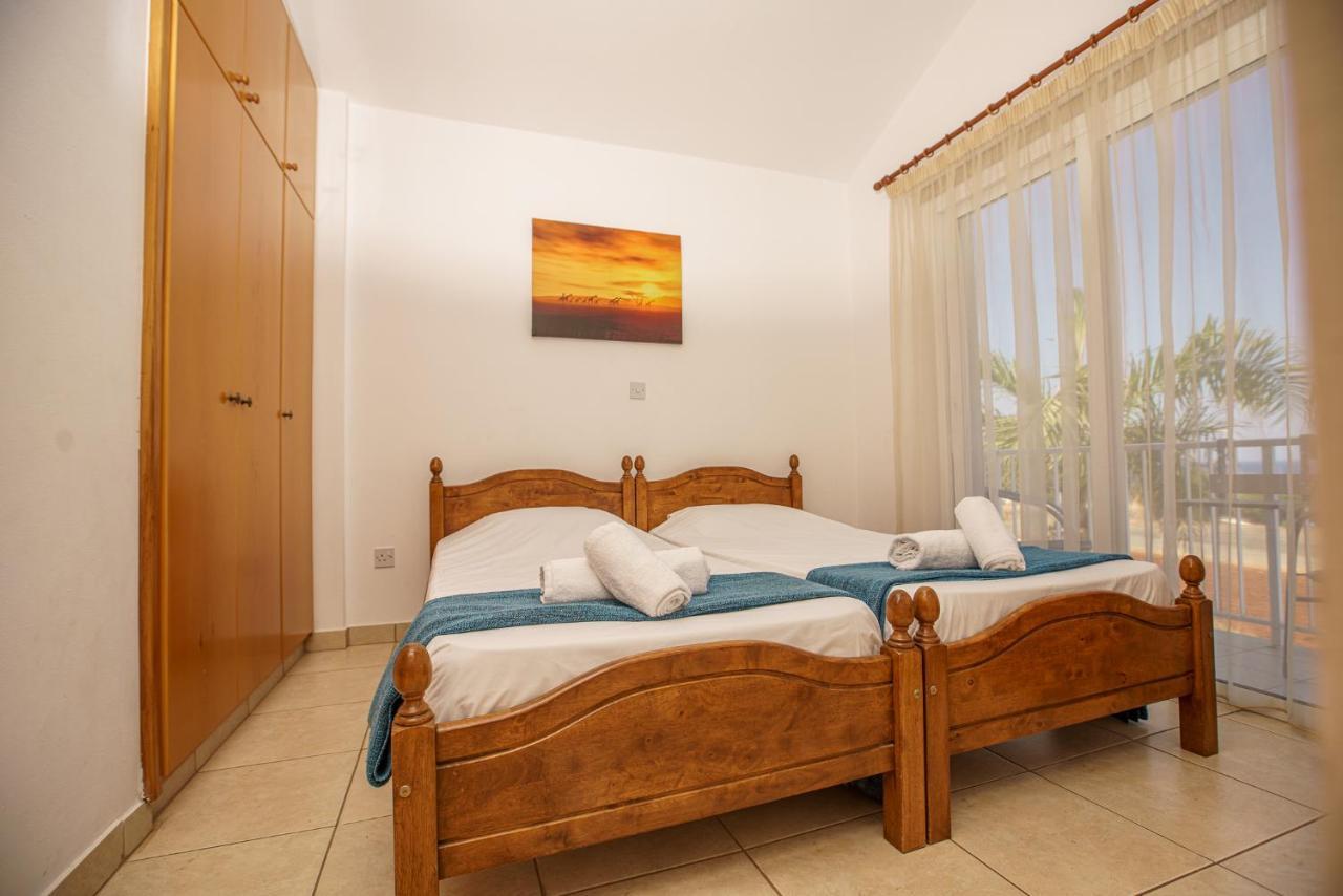 Kangaroo Villa *