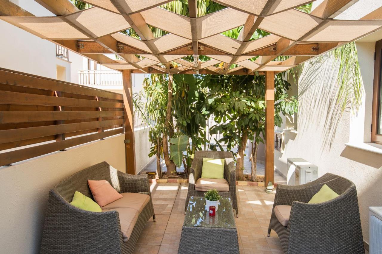 Christina's Luxury Villa *