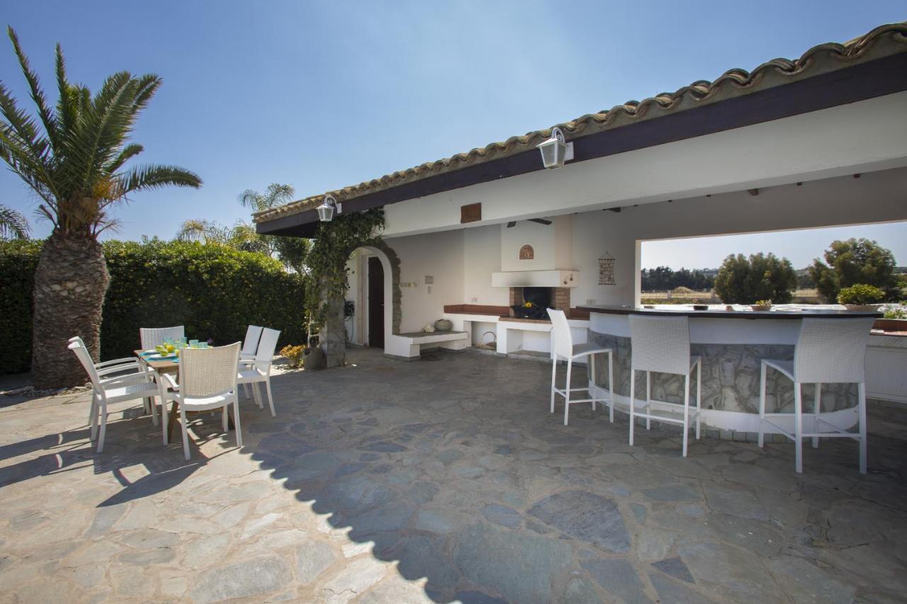 Mazeri Villa *