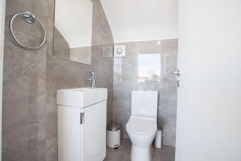 Villa Natasa Aq Ol25 *