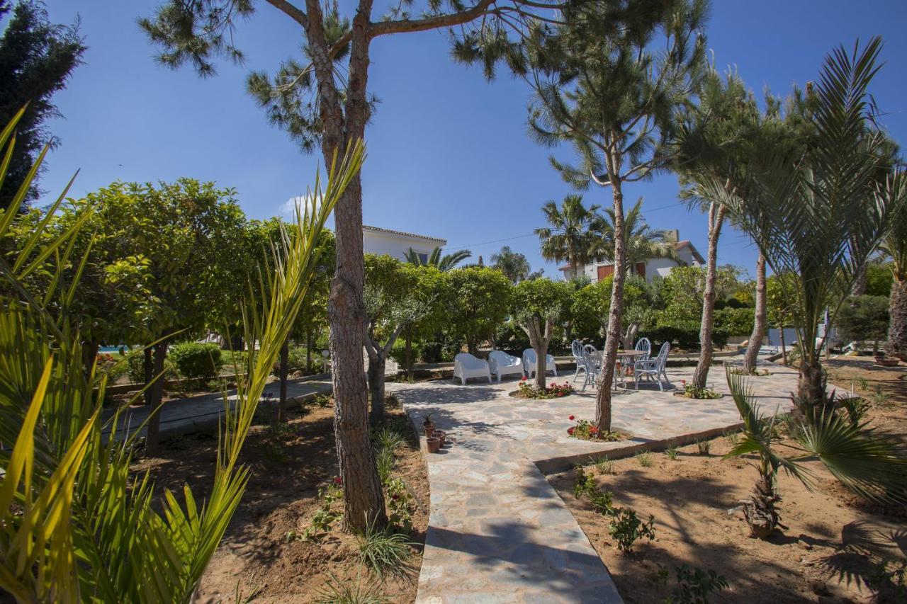 Mazeri Villa