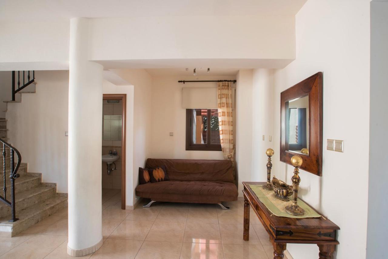 Christina's Luxury Villa