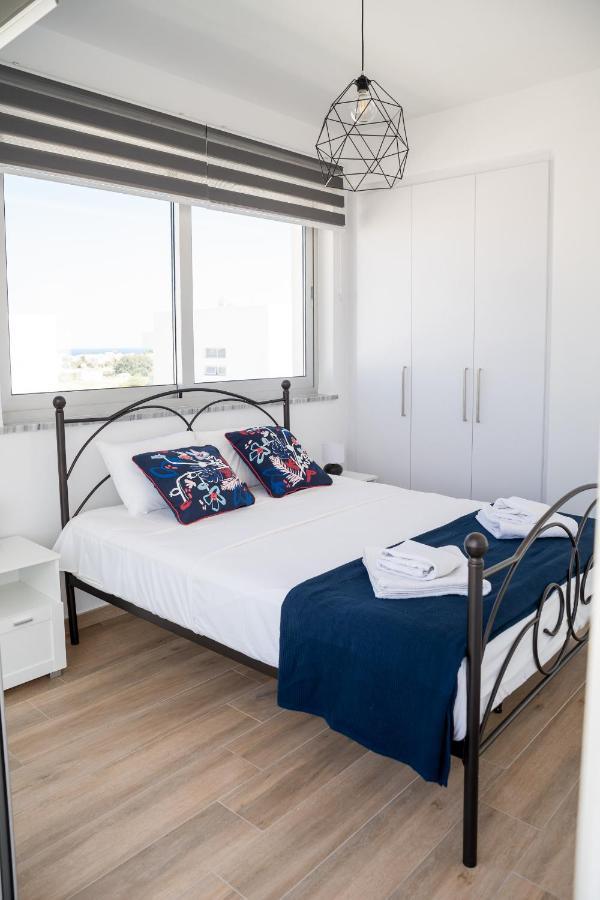 Levanda Hills Ekaterina 3 Bdrm