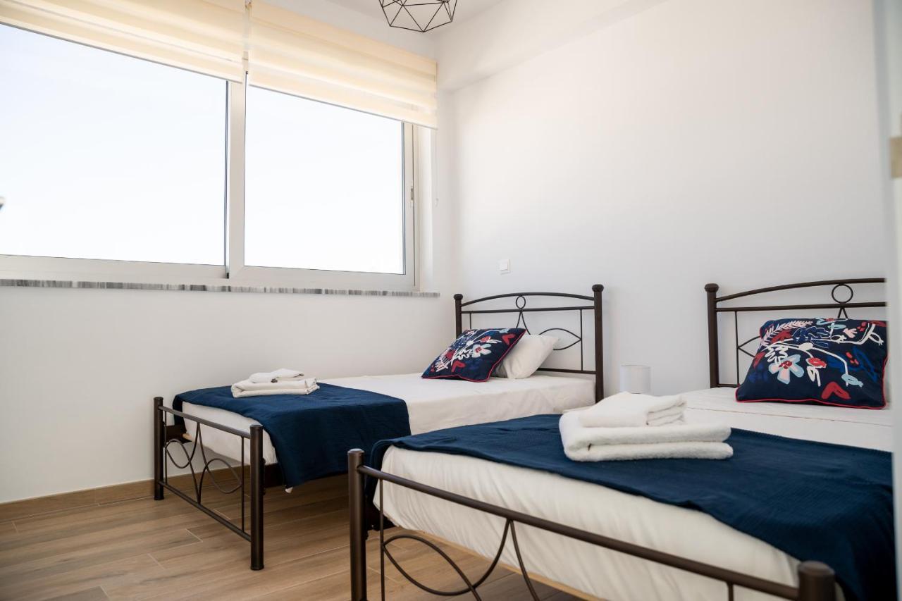 Levanda Hills Ekaterina 3 Bdrm *