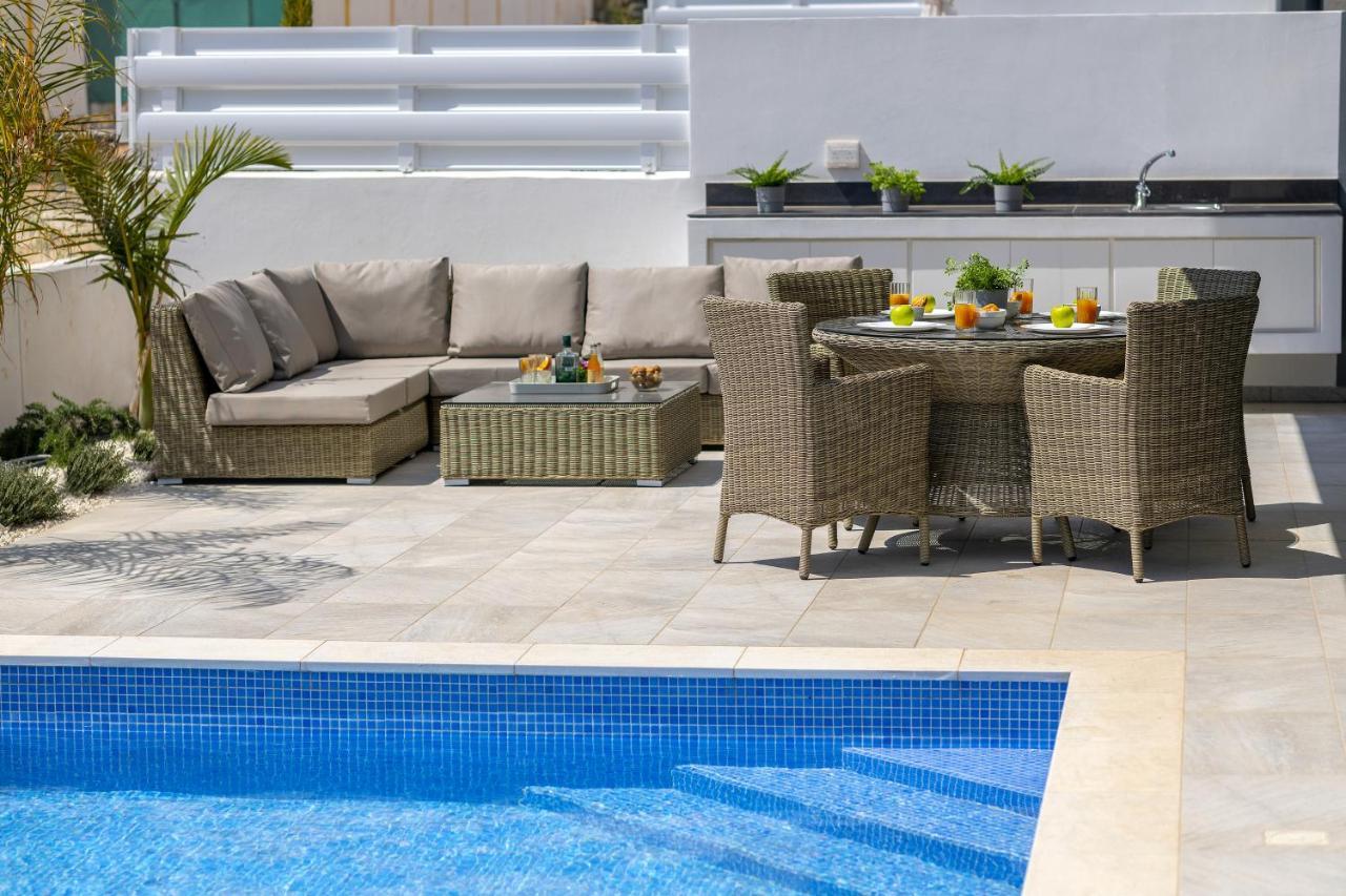 Royal Pearl 7 Villa