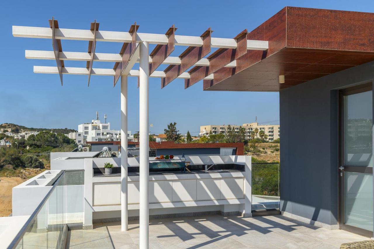 Villa Royal Pearl 7 *