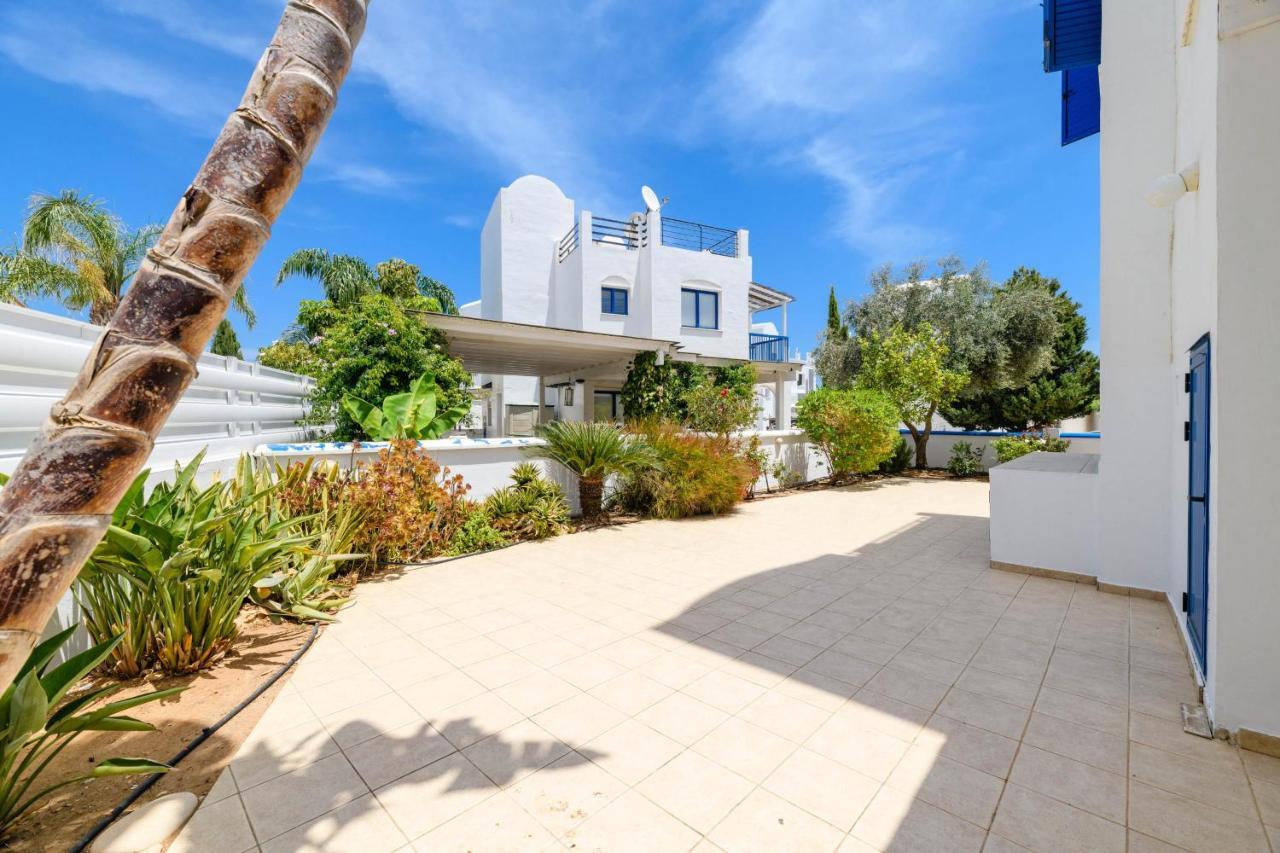 Sirena Beach Villa #31 Villa Protaras