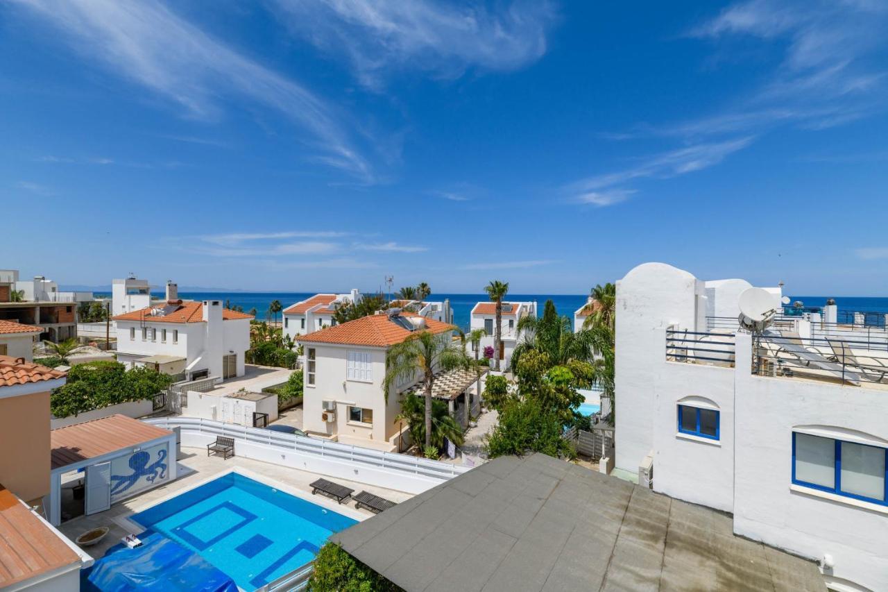 Sirena Beach Villa #31 *