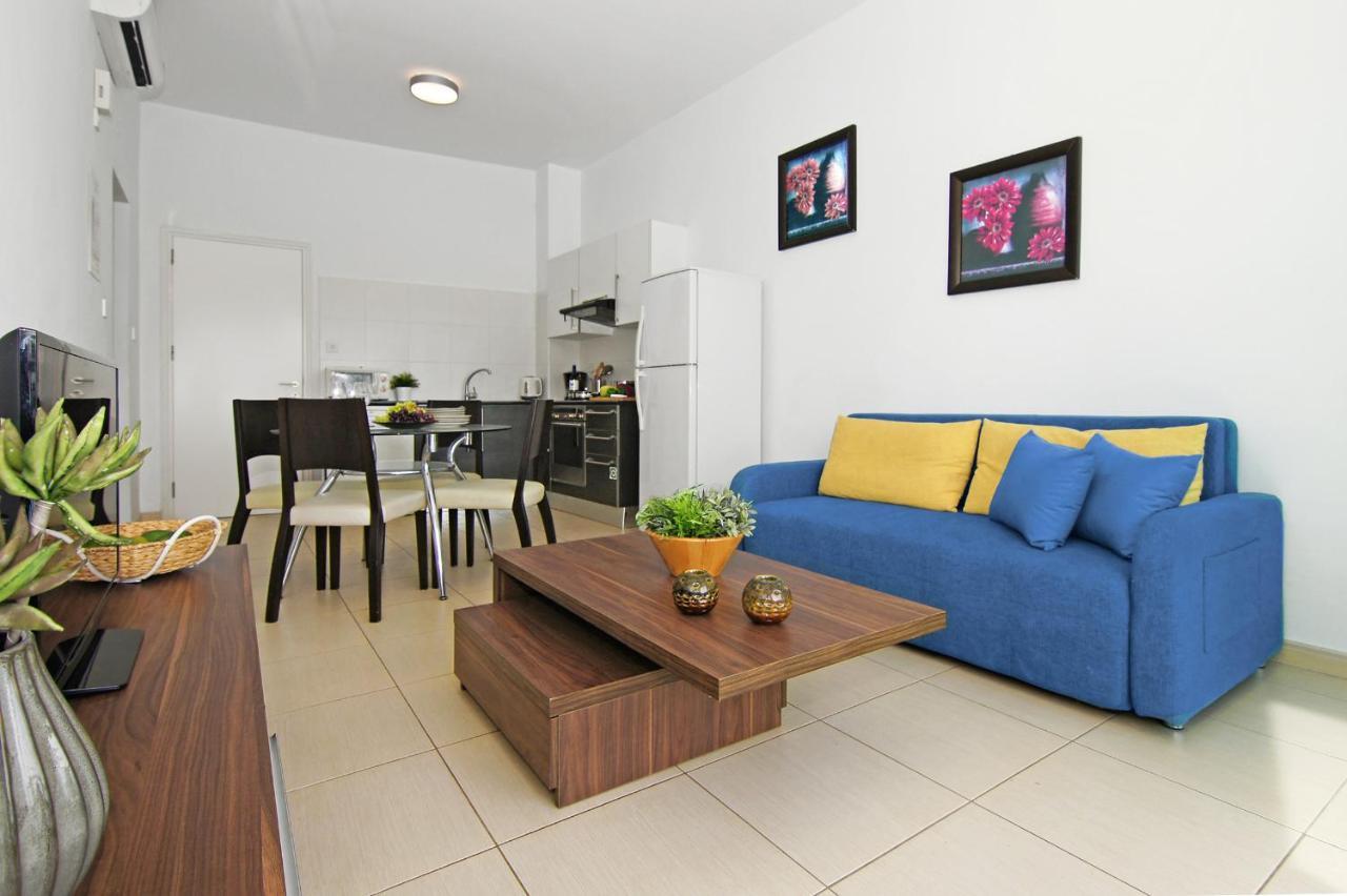 Coralli Beachfront Aparthotel 3*