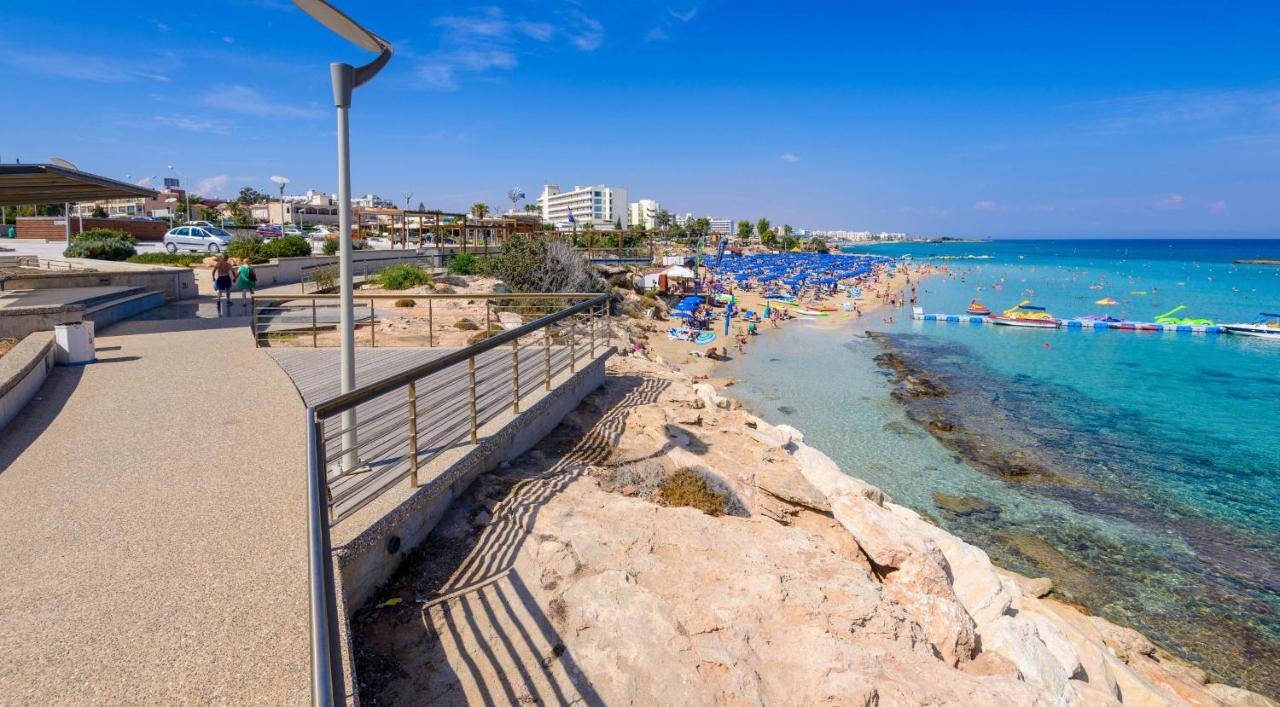 Villa Lombardi Seafront